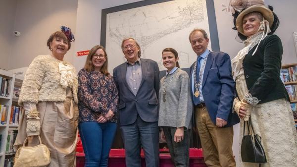 Cork County Council’s Cobh Library has acquired a rare and historically significant Ordnance Survey of Ireland map of the Lower Harbour of Cork, generously donated by Diarmuid Kilcullen the grandson of Cobh barrister Francis J Healy. Pictured at the event (L/R): Breda McCarthy, Julie O’Donnell (Cork County Library & Arts Service), Diarmuid Kilcullen, Cllr. Sinéad Sheppard (Deputising for the Mayor of the County of Cork), Toddy Stafford (President, Cobh and Harbour Chamber) and Elizabeth Forrest.