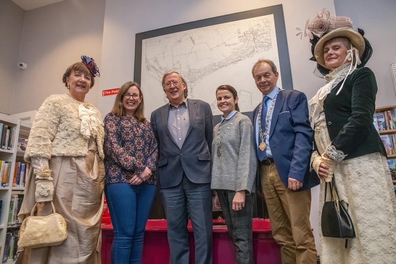 Cork County Council’s Cobh Library has acquired a rare and historically significant Ordnance Survey of Ireland map of the Lower Harbour of Cork, generously donated by Diarmuid Kilcullen the grandson of Cobh barrister Francis J Healy. Pictured at the event (L/R): Breda McCarthy, Julie O’Donnell (Cork County Library & Arts Service), Diarmuid Kilcullen, Cllr. Sinéad Sheppard (Deputising for the Mayor of the County of Cork), Toddy Stafford (President, Cobh and Harbour Chamber) and Elizabeth Forrest.